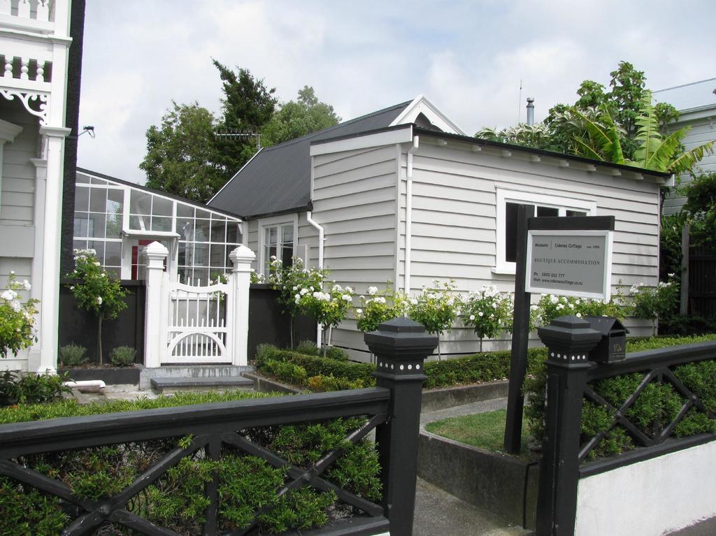 נאפייר Historic Colenso Cottage מראה חיצוני תמונה